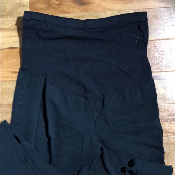 Maternity Leggings - Picture 2 of 3